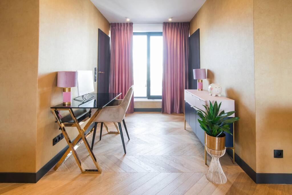 شقة Luksusowy Penthouse Z Jacuzzi I Widokiem Na Morze غدينيا المظهر الخارجي الصورة